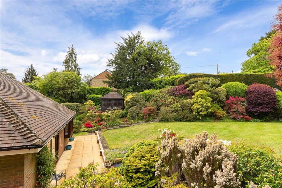 Vicarage Hill, Farnham, GU9