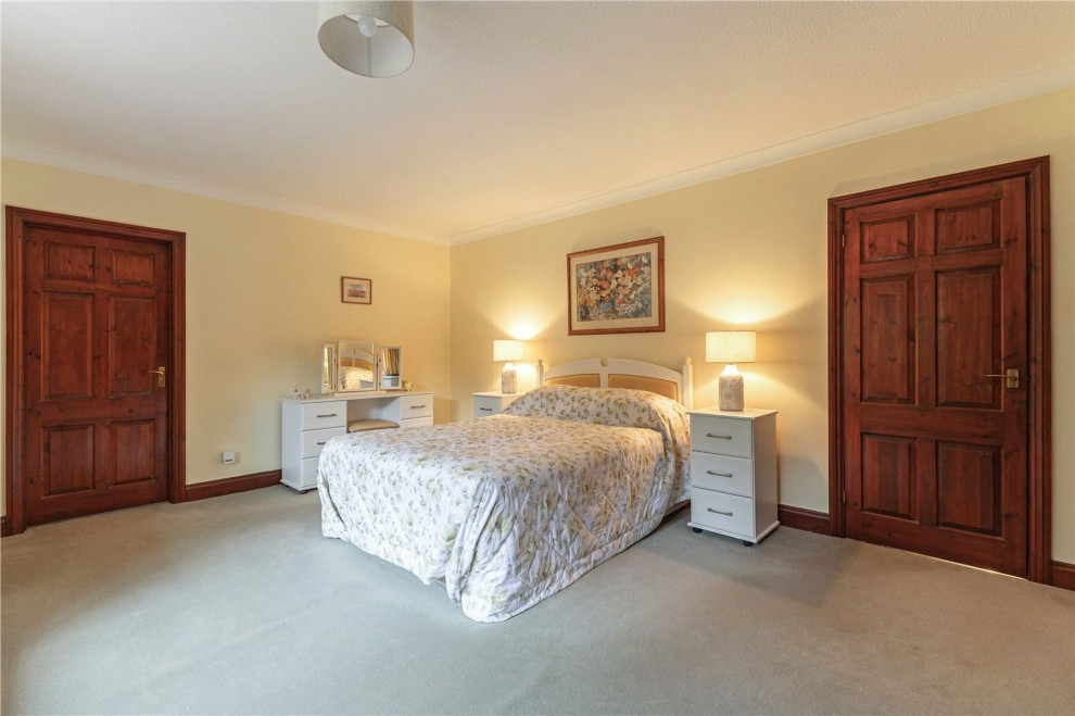 Vicarage Hill, Farnham, GU9