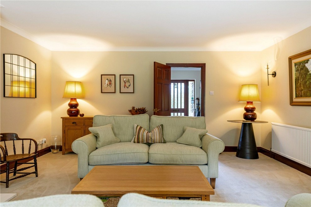 Vicarage Hill, Farnham, GU9