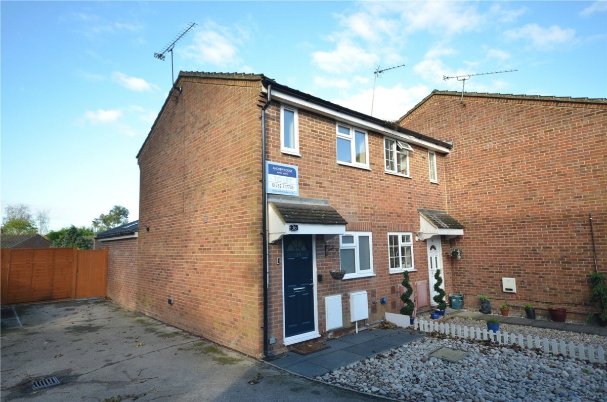 Field End, Farnham, GU9