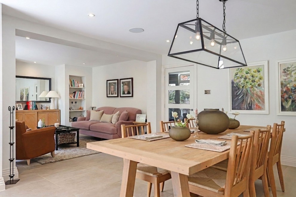 1 Compton Way, Farnham, GU10