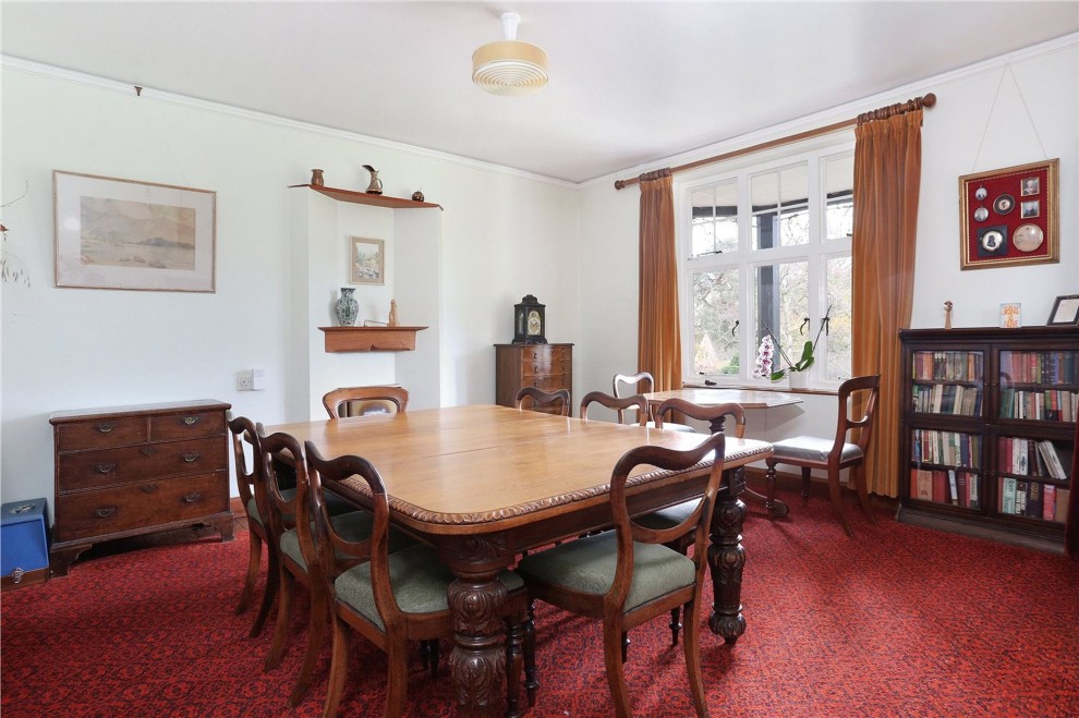 Lodge Hill Road, Lower Bourne, GU10