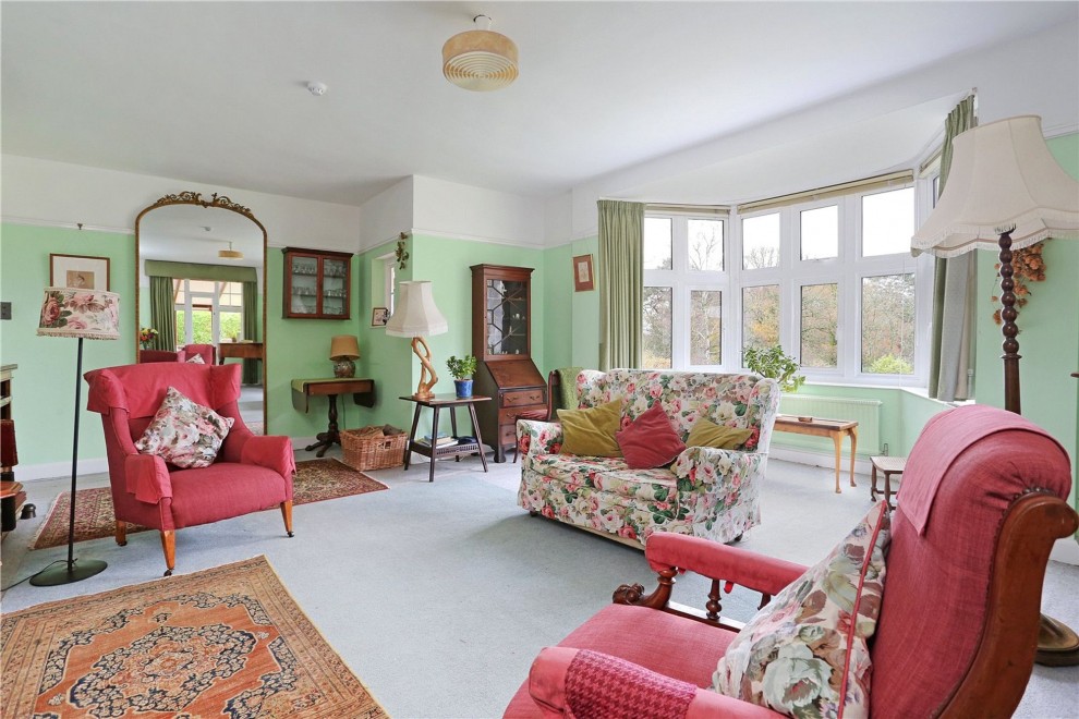 Lodge Hill Road, Lower Bourne, GU10