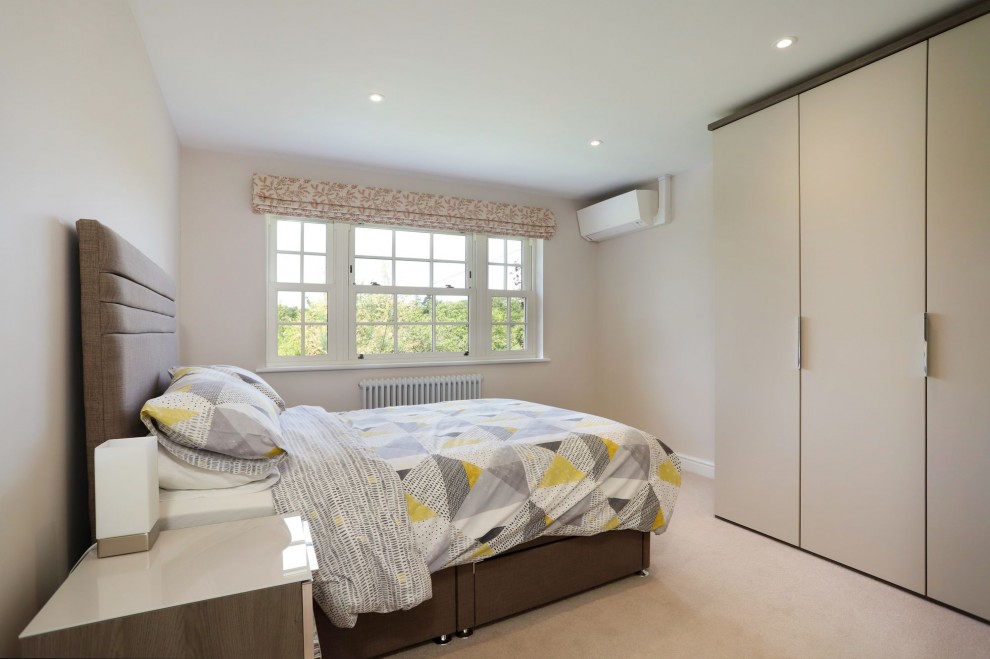 Blighton Lane, The Sands, GU10