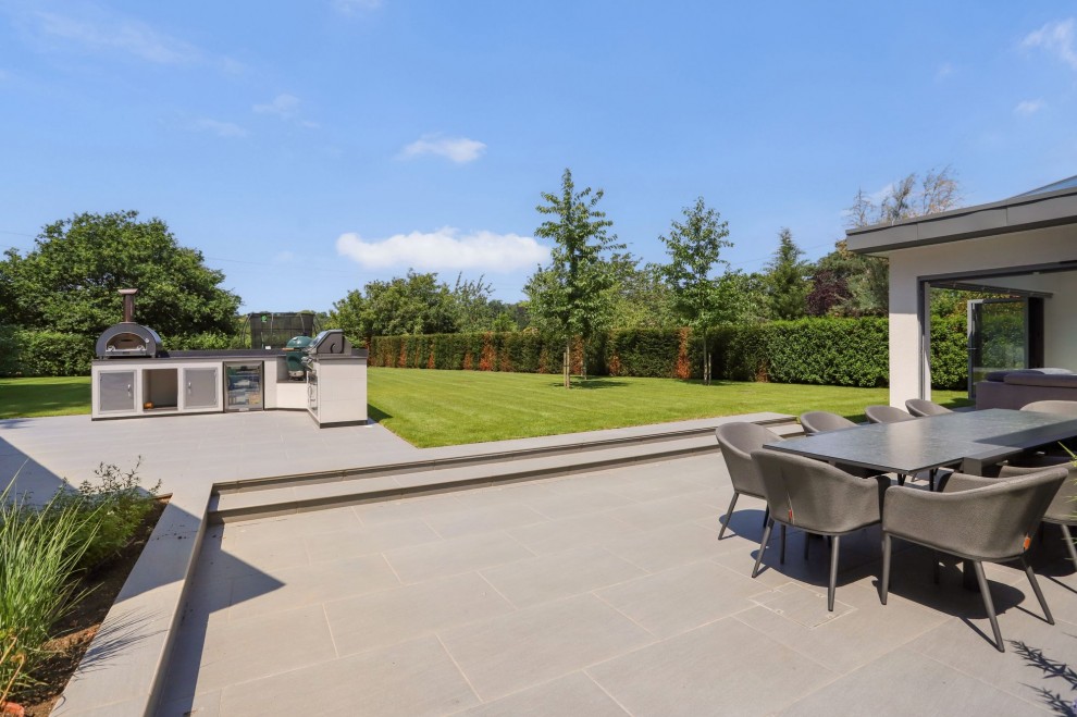 Blighton Lane, The Sands, GU10