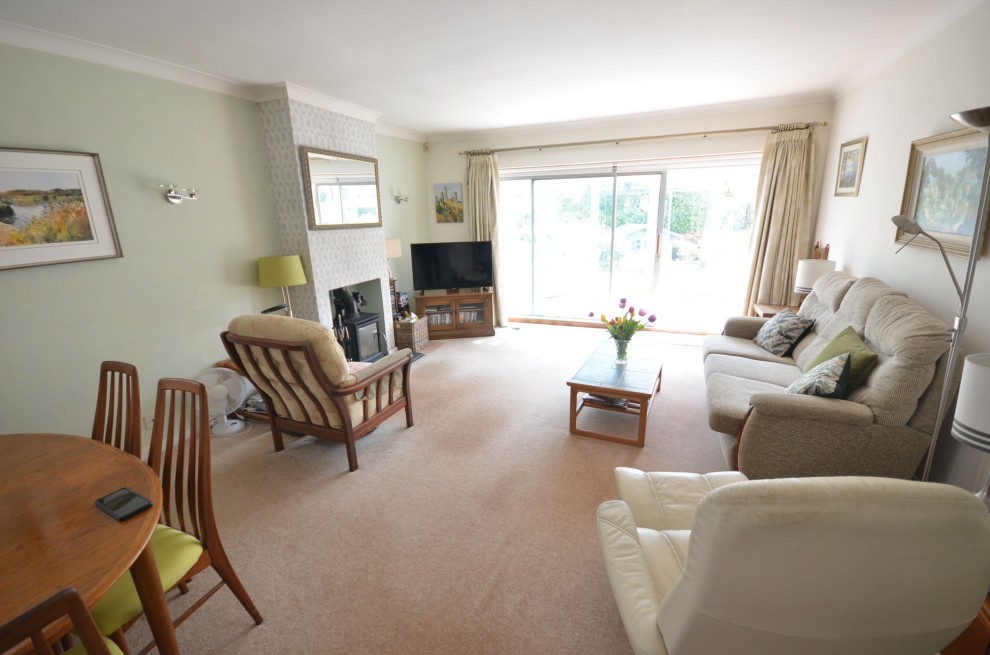 Copse Avenue, Farnham, GU9