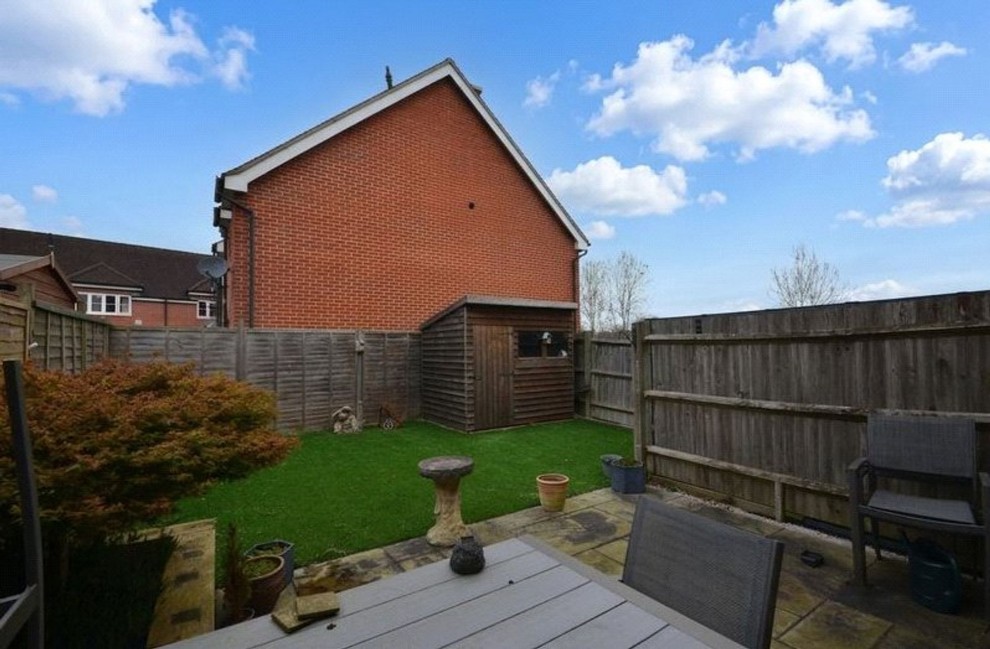 Heron Close, Farnham, GU9