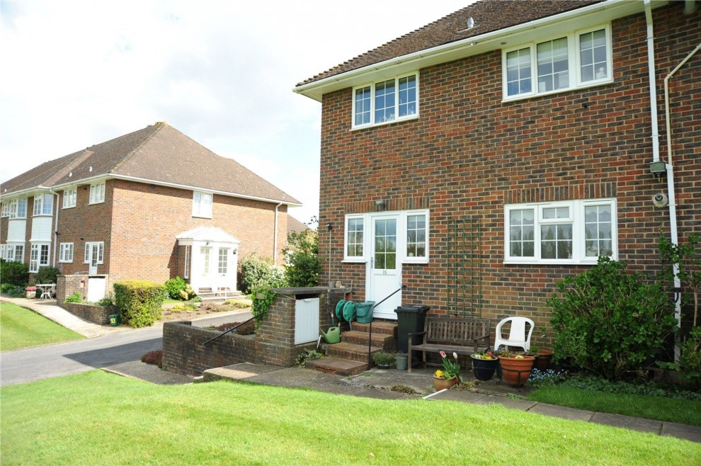 Trafalgar Court, Farnham, GU9