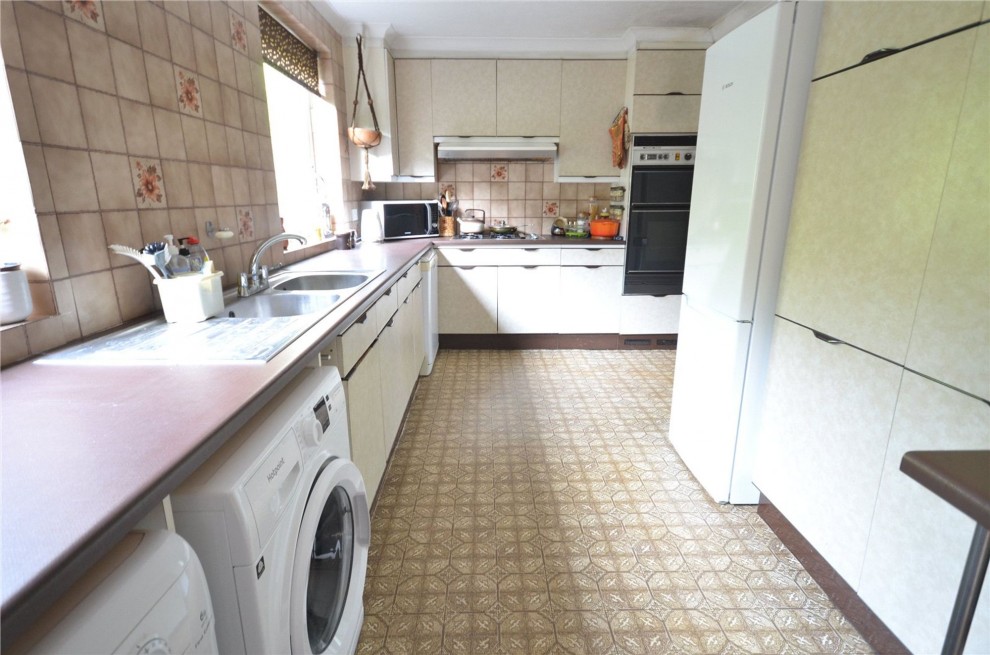 Dene Lane, Lower Bourne, GU10