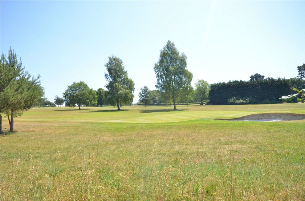 Blighton Lane, The Sands, GU10