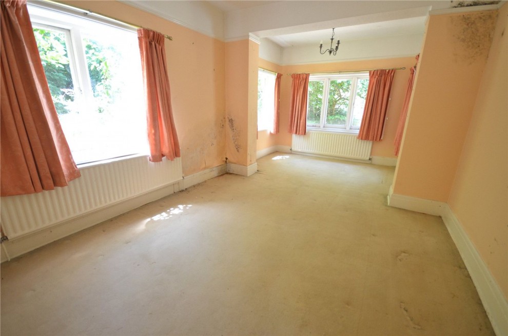 Blighton Lane, The Sands, GU10