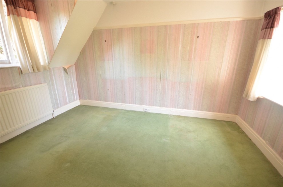 Blighton Lane, The Sands, GU10