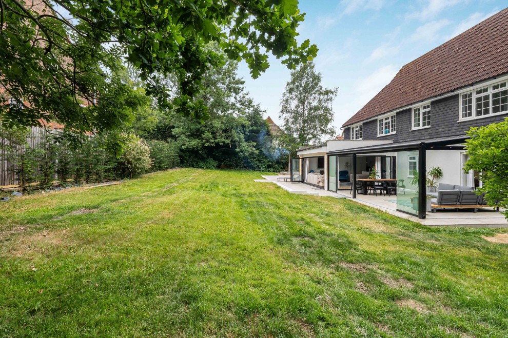 Giffards Meadow, Farnham, GU9