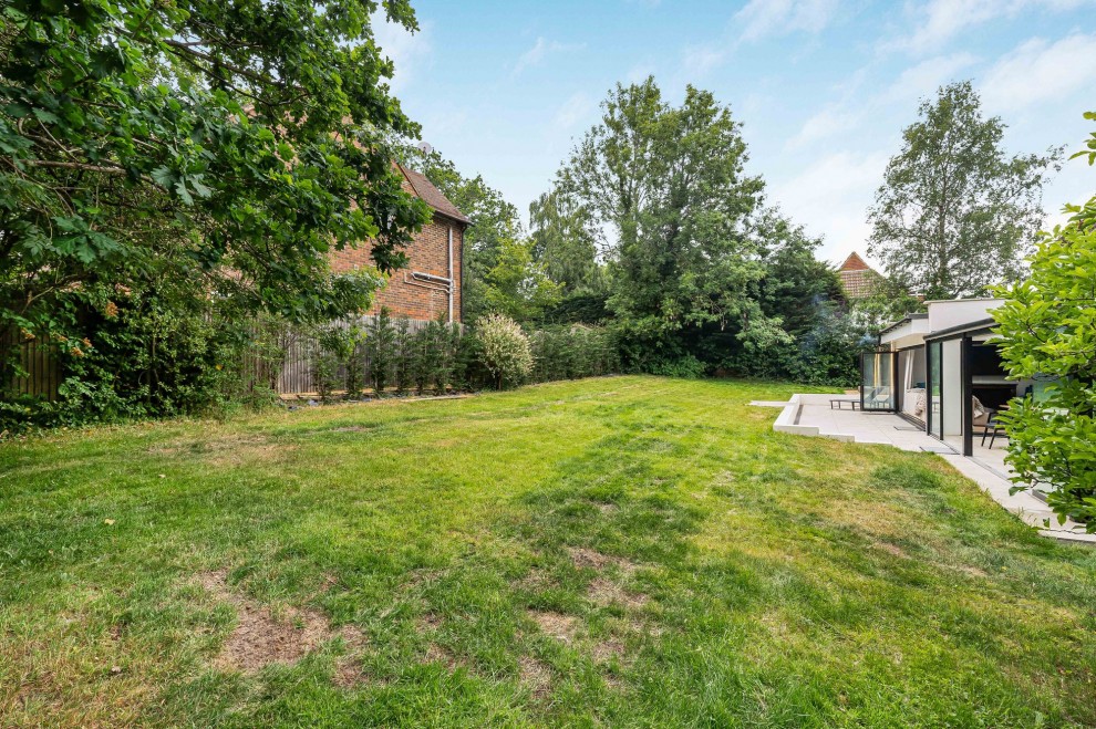 Giffards Meadow, Farnham, GU9