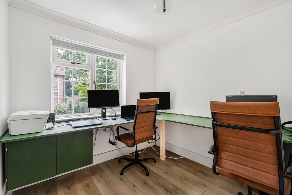 Giffards Meadow, Farnham, GU9