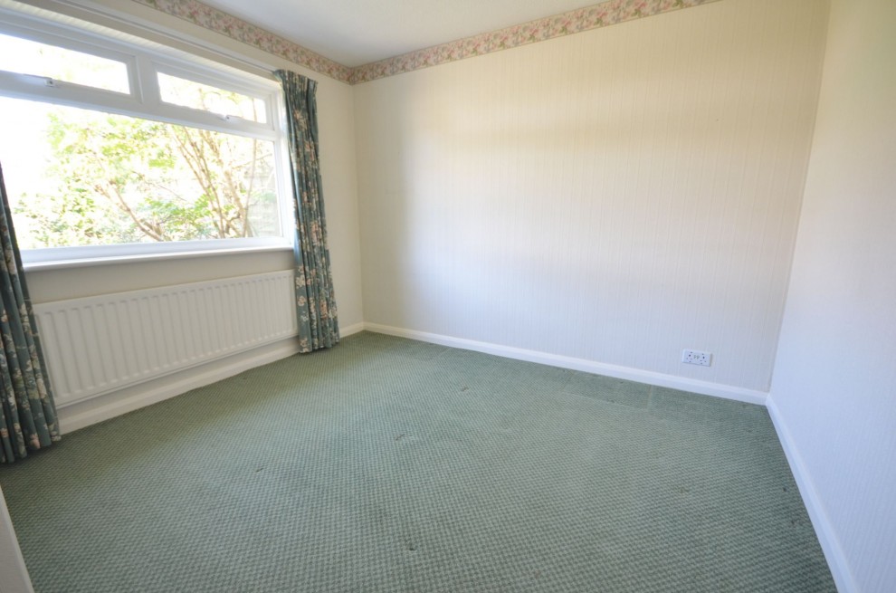 Three Stiles Road, Farnham, GU9