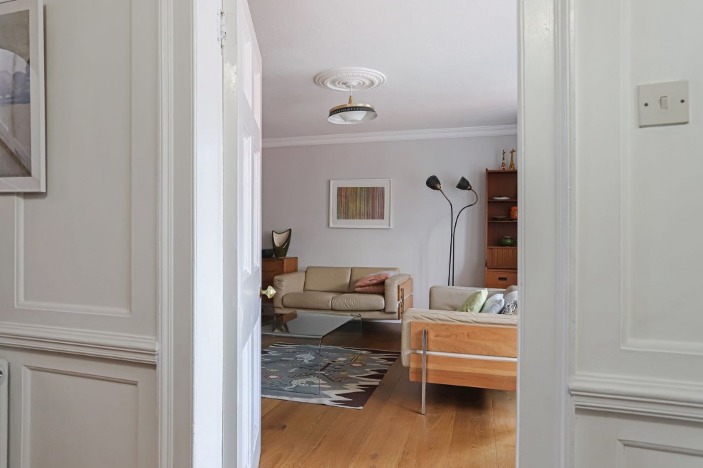 Castle Street, Farnham, GU9
