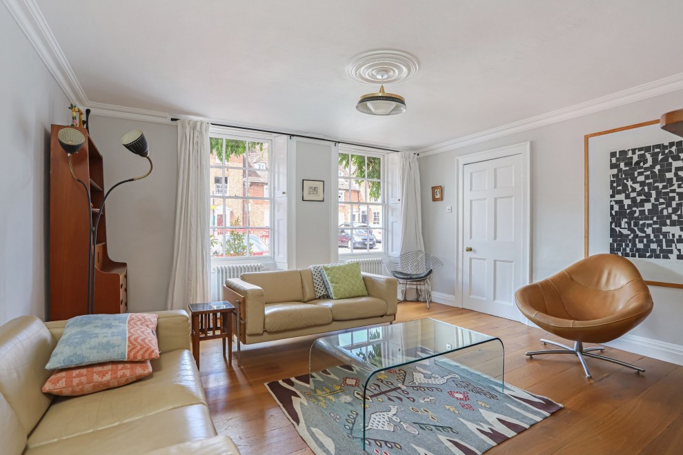 Castle Street, Farnham, GU9