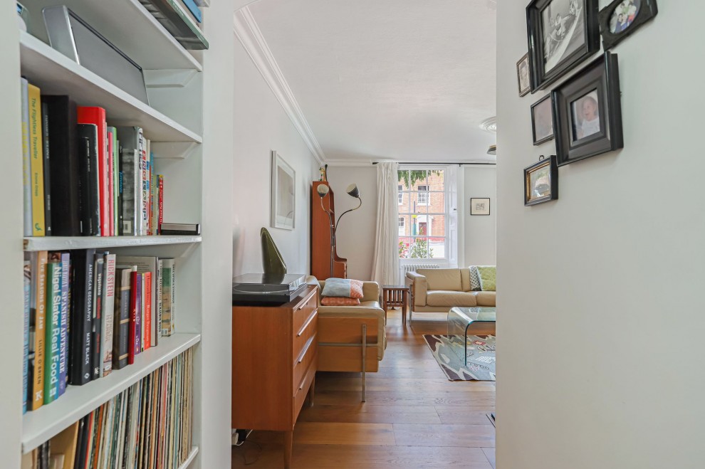 Castle Street, Farnham, GU9