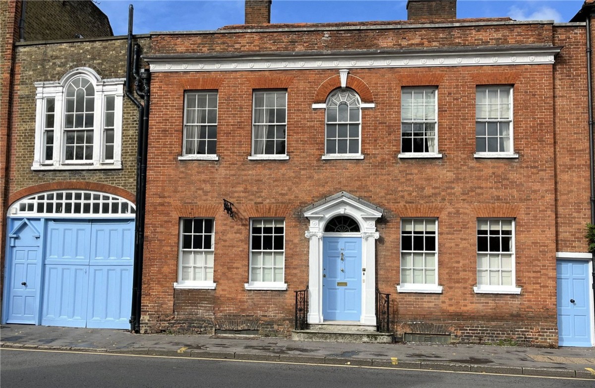 West Street, Farnham, GU9