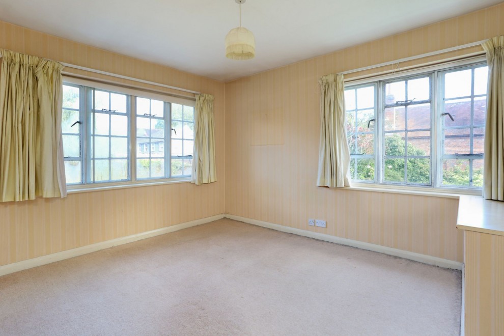 West Street, Farnham, GU9