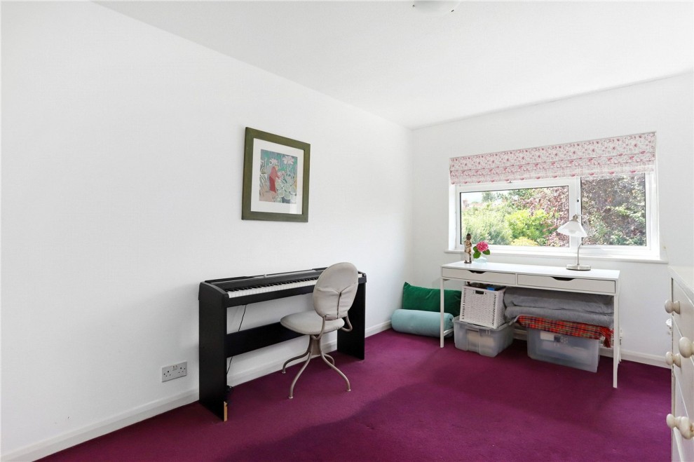 Weydon Hill Road, Farnham, GU9