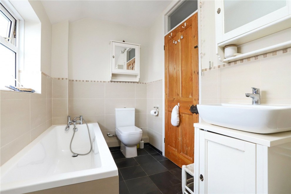 Weydon Hill Road, Farnham, GU9