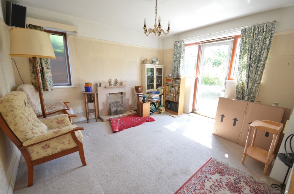 Tilford Road, Farnham, GU9