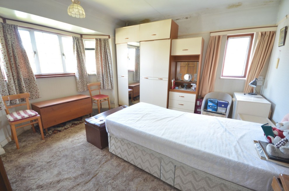 Tilford Road, Farnham, GU9