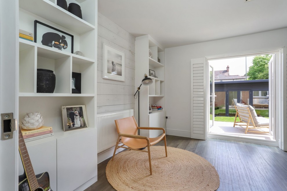 Blackthorn Close, Lower Bourne, GU10