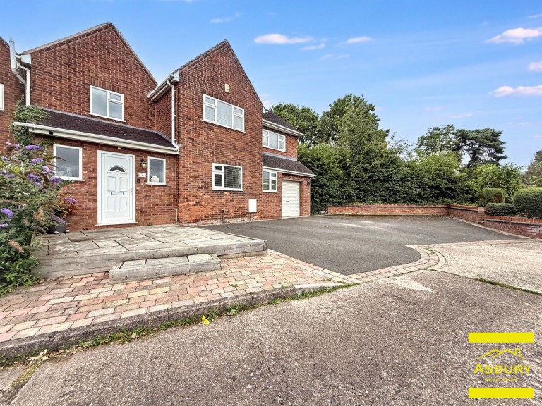 Cricket Lane, Lichfield, WS14 9ER