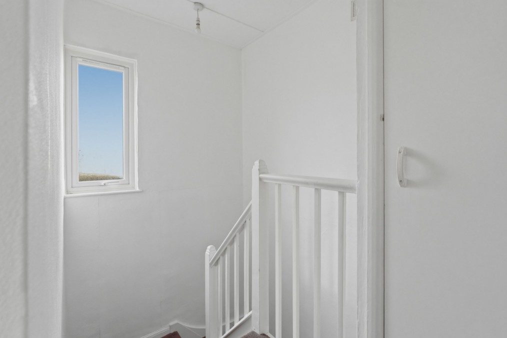 a Milton Brow, Weston-Super-Mare