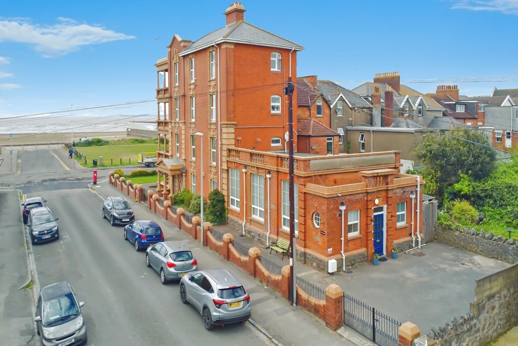 St. Leonards, Weston-super-Mare - NO CHAIN