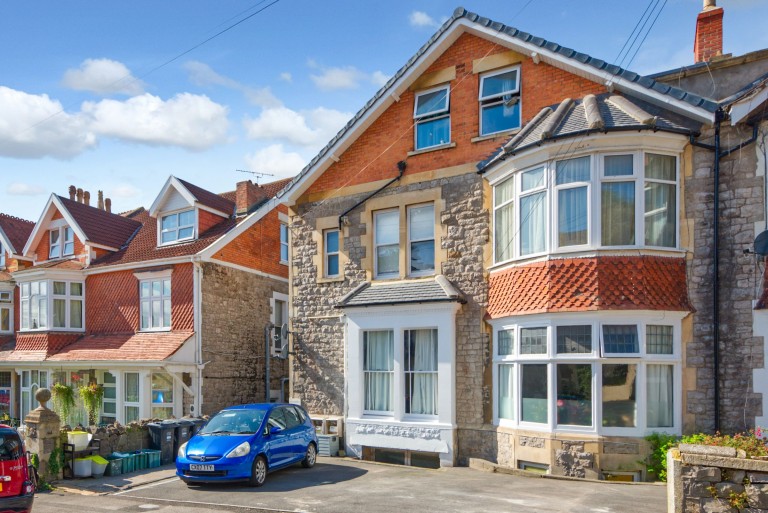 Elmhyrst Road, Weston-super-Mare - PERFECT FOR FIRST-TIME BUYERS