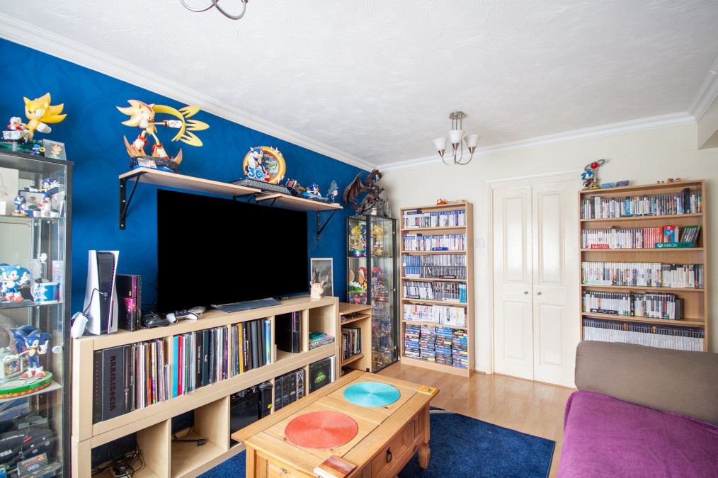 Pennycress, Weston-super-Mare - NO CHAIN