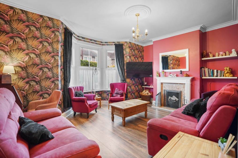 George Street, Weston-super-Mare - LARGE FAMILY HOME