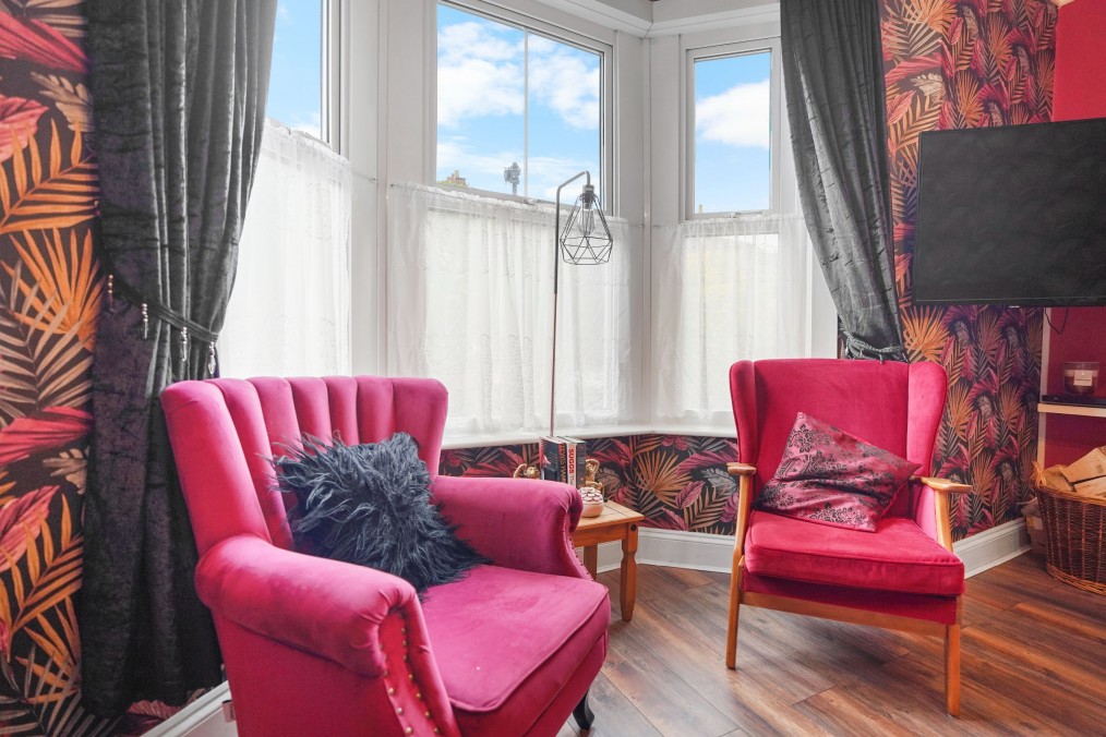 George Street, Weston-super-Mare - LARGE FAMILY HOME