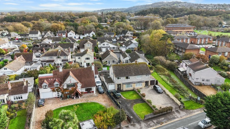 Uphill Road South, Uphill, Weston-super-Mare - NO CHAIN