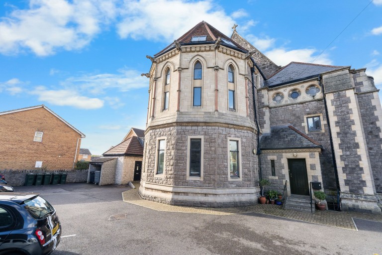 Flat , St. Saviours Church, Locking Road, Weston-super-Mare