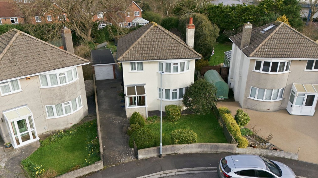 St. Austell Road, Weston-Super-Mare - NO CHAIN