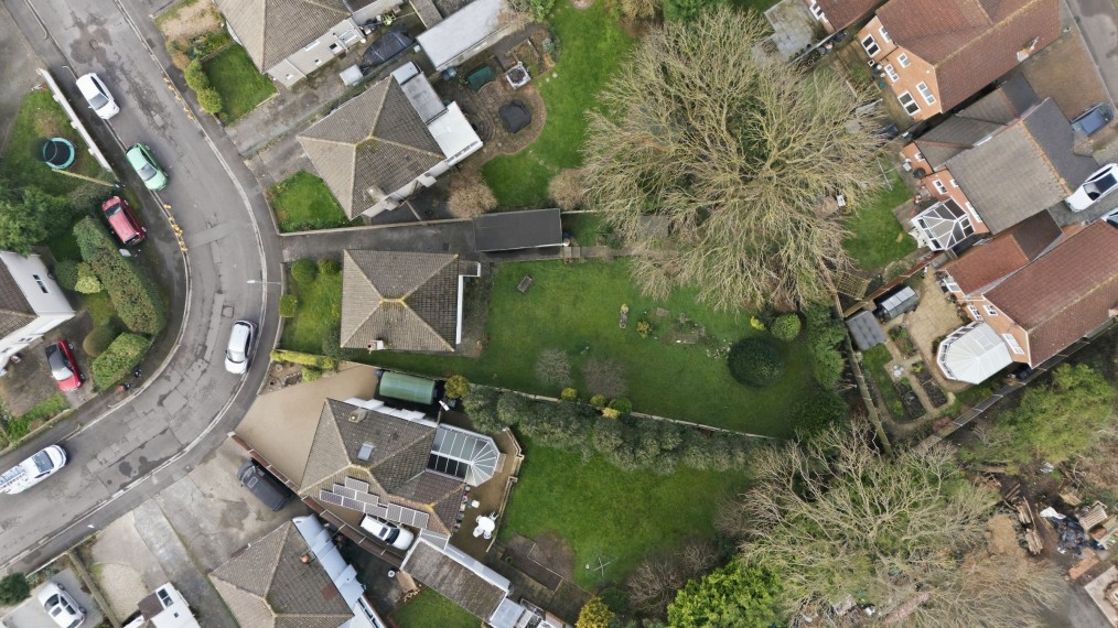 St. Austell Road, Weston-Super-Mare - NO CHAIN