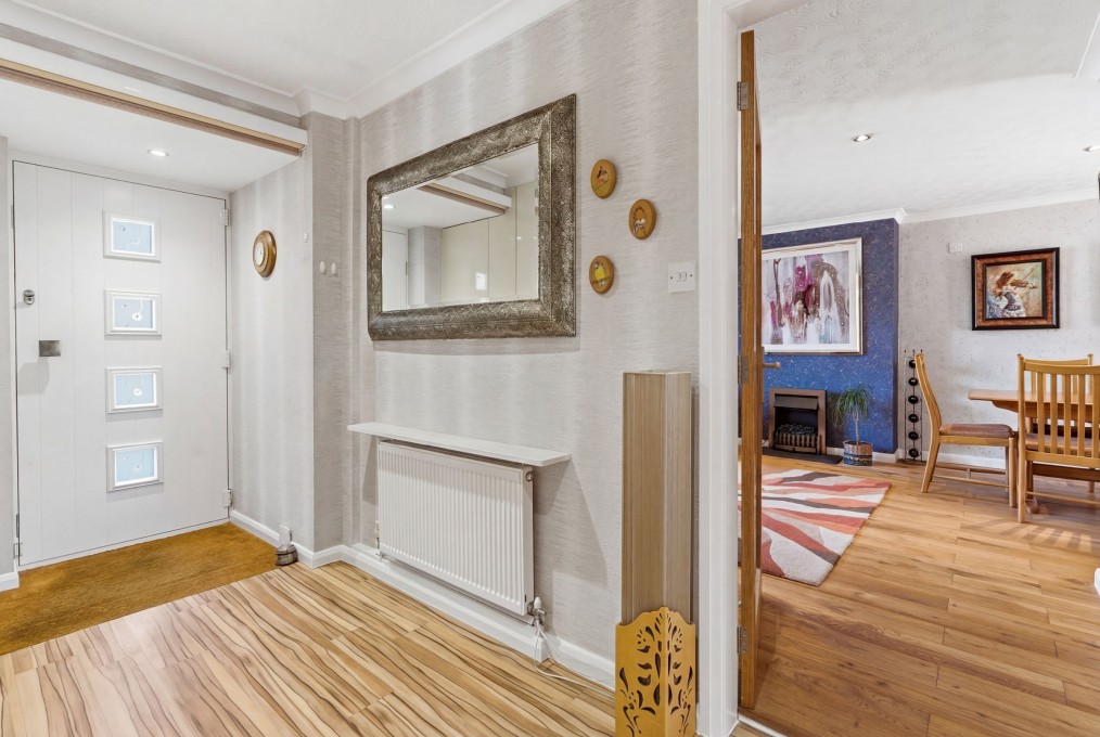 Vian End, Weston-Super-Mare - IMMACULATE