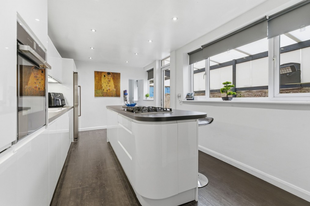 Milton Road, Weston-Super-Mare - NO CHAIN