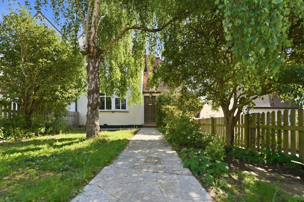 Eastfield Gardens, Weston-Super-Mare - NO CHAIN