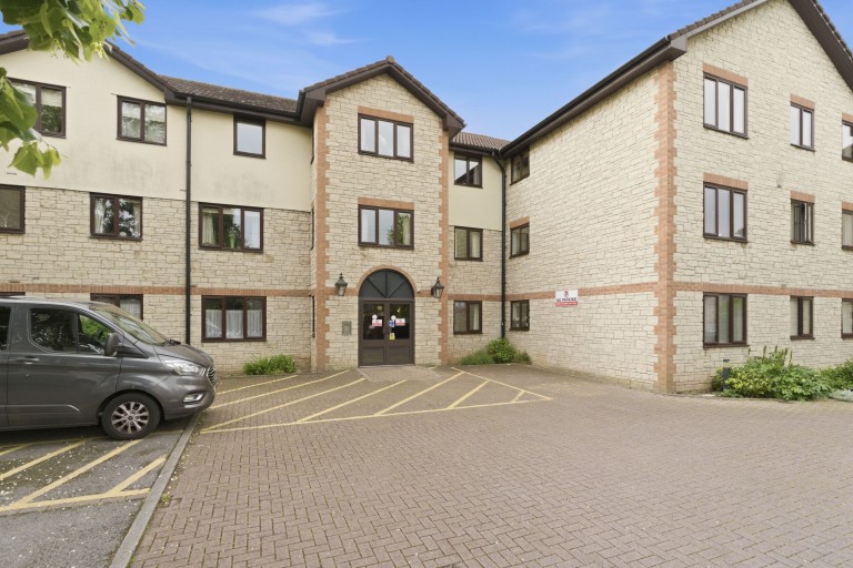 Flat , Ebden Lodge, High Street Worle, Worle, Weston-Super-Mare