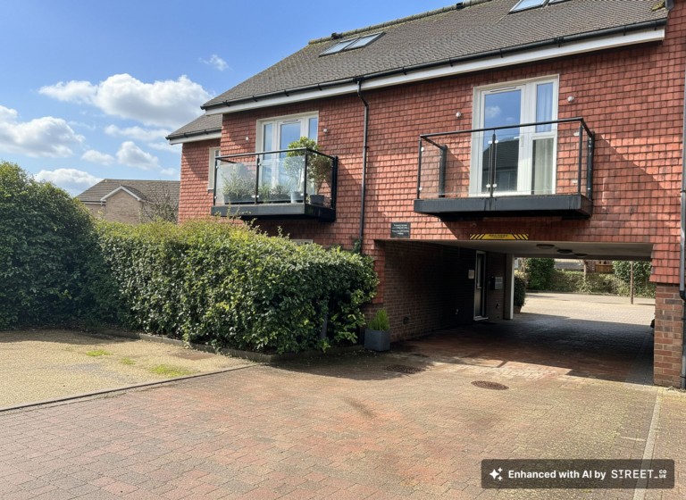 Hill Avenue, Hearne Court Hill Avenue, HP6