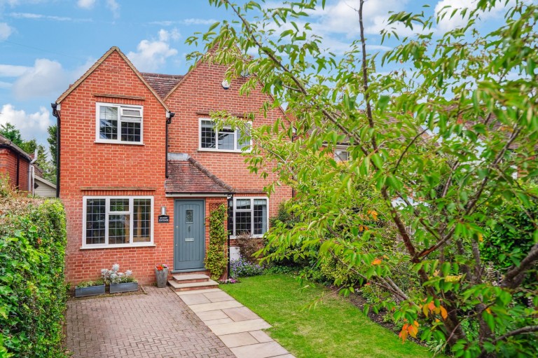 Church Road, Seer Green, HP9