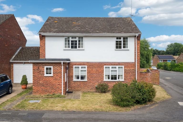 Godolphin Road, Seer Green, HP9