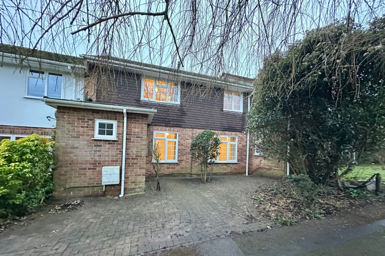 Barrards Way, Seer Green, HP9