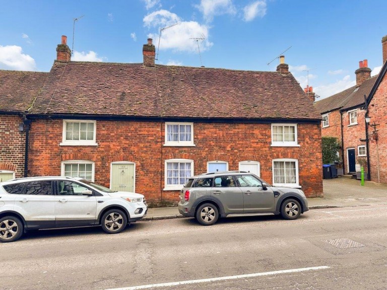 Wycombe End, Beaconsfield, HP9